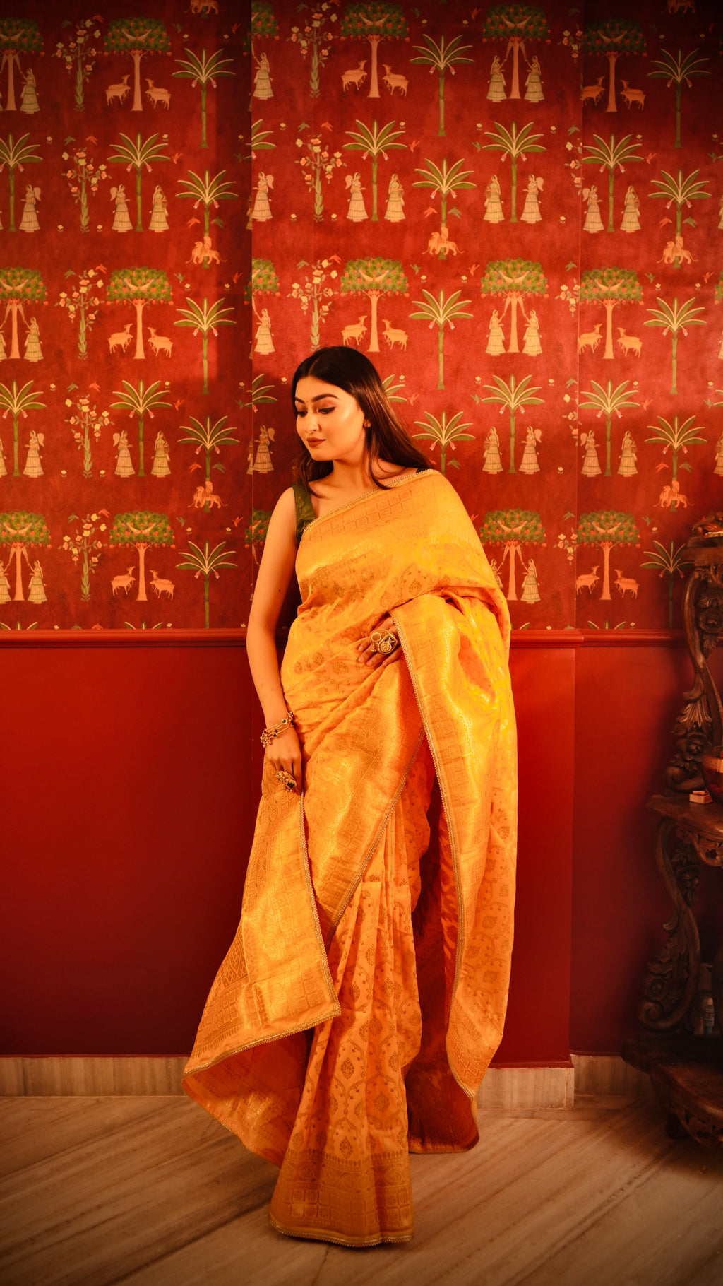 Surajmukhi Banarasee Saree