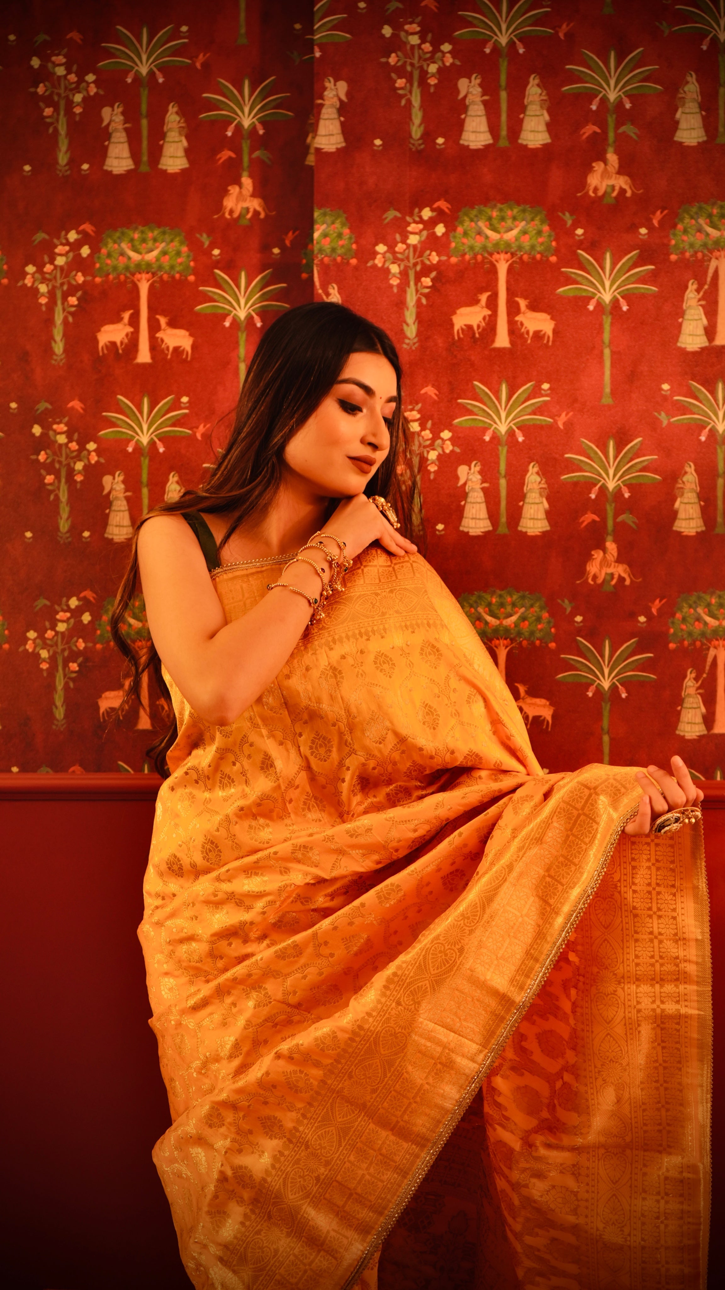 Surajmukhi Banarasee Saree
