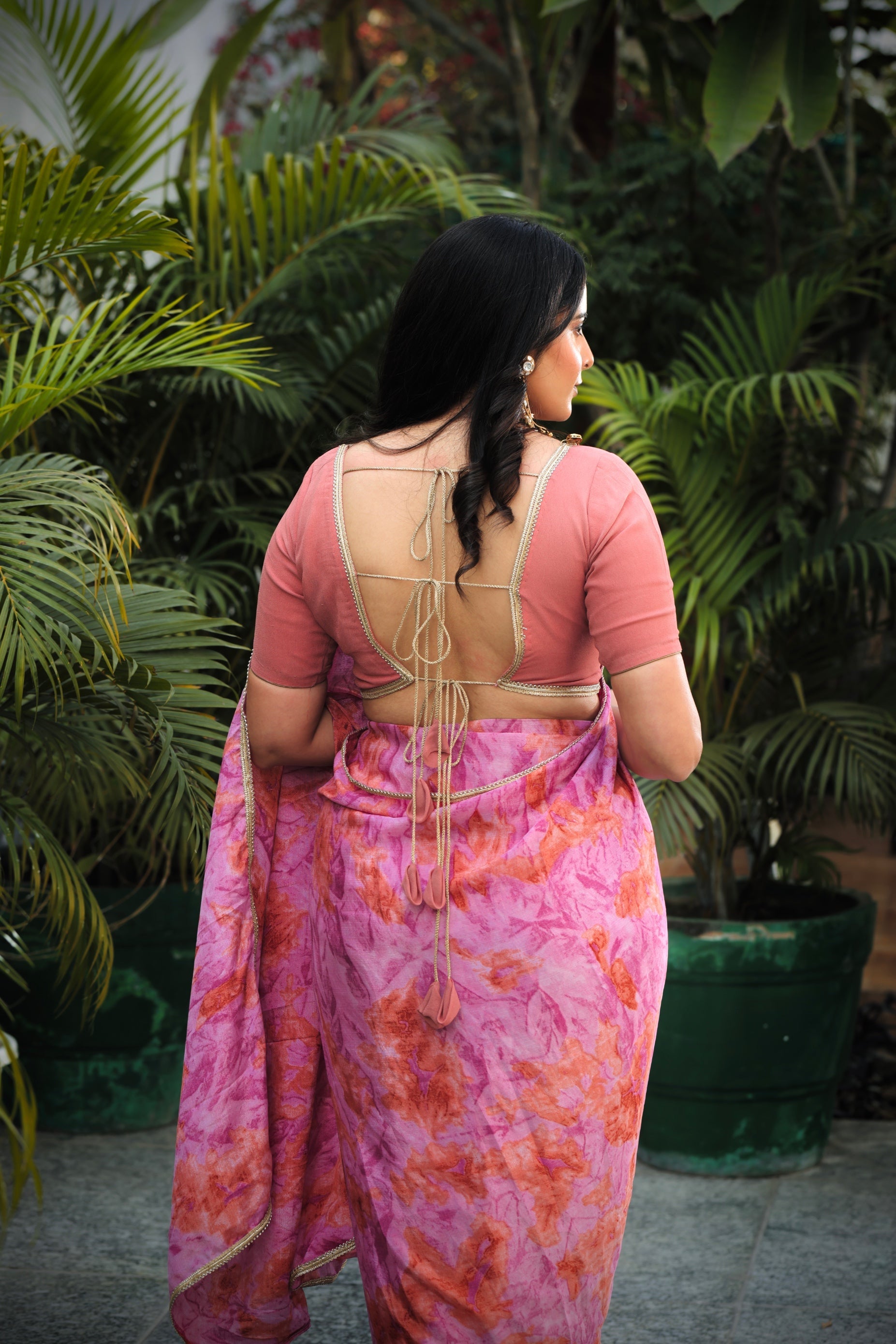 Onion Pink & Brown Abstract Pre-Draped Blend Saree